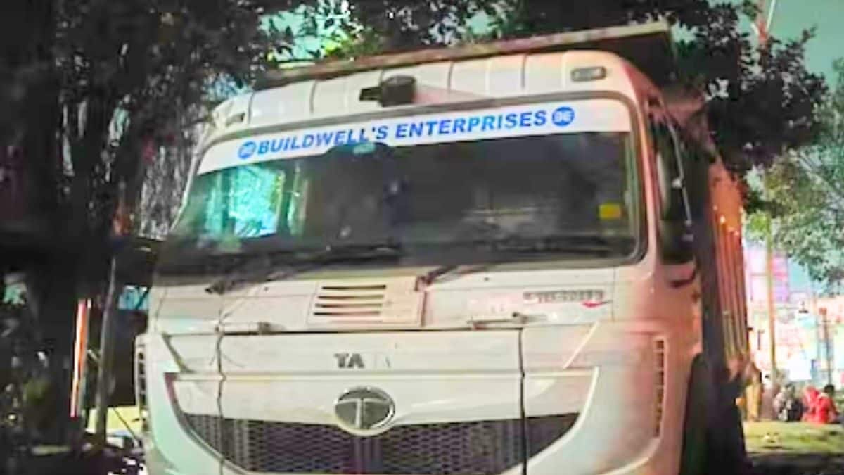 3 Dead As Drunk Driver Runs Over 9 Sleeping On Roadside In Pune 3 Dead As Drunk Driver Runs Over 9 Sleeping On Roadside In Pune