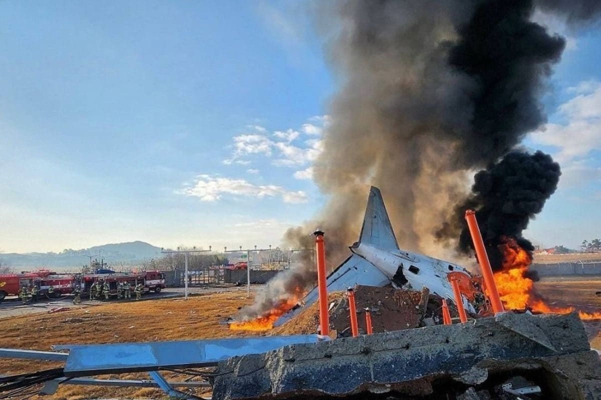 29 Killed As Plane With 181 On Board Veers Off Runway, Hits Fence In South Korea