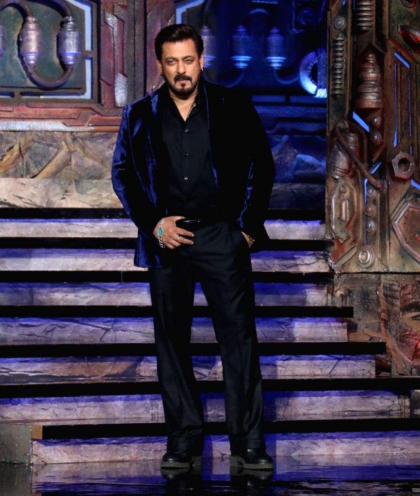 Salman Khan's Birthday: Type Ideas Straight From Bhaijaan's Bigg Boss Wardrobe! - News18