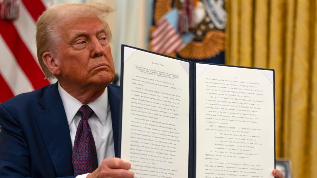 Trump Signs Executive Orders on School Choice and School Funding, Efforts to Combat Antisemitism