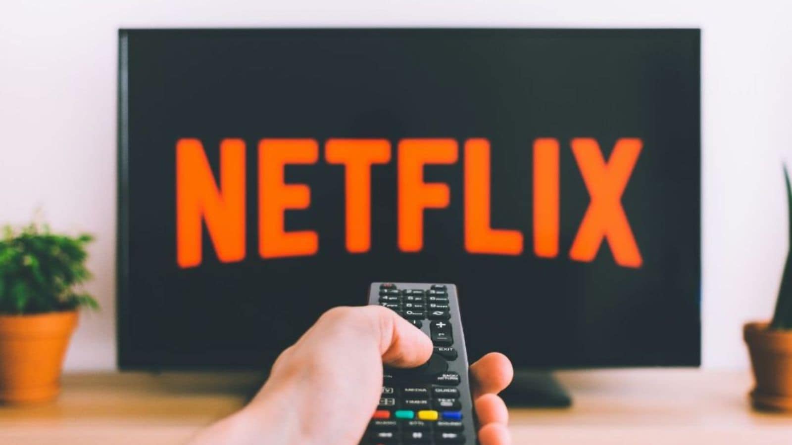 Netflix Shares Plunge 6.5% After Q3 Earnings Miss: Key Reasons Behind The Drop