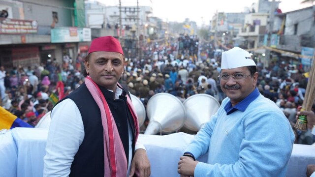 In his speech, Yadav urged voters to not waste votes by selecting the BJP. Pic/AAP