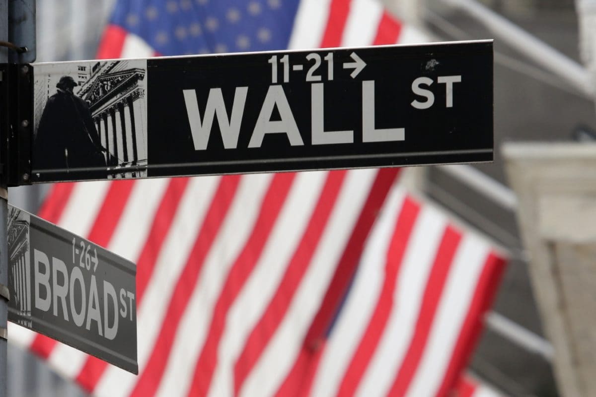 US Fed Status Quo: Wall Street Rises After Fed Signals A Move To Keep Longer-Rerm Rates Lower