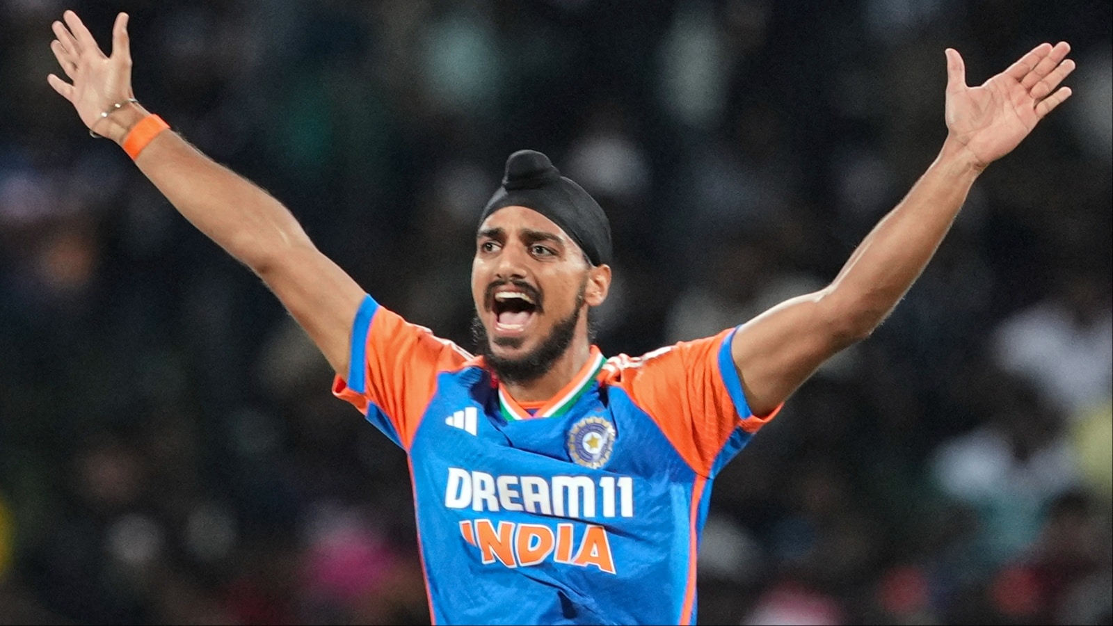 2025 Champions Trophy, India vs New Zealand, semi-finals, bench strength, Rohit Sharma, Mohammed Shami, Arshdeep Singh, Varun Chakaravarthy