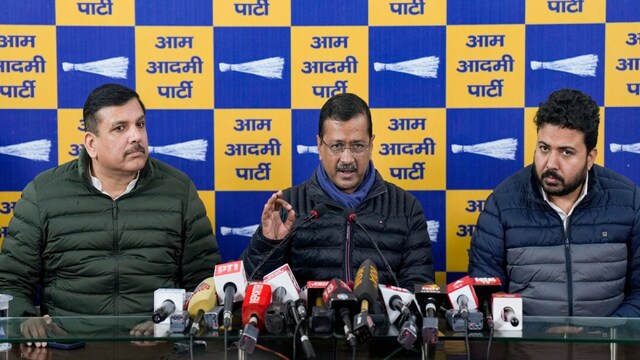 Kejriwal said he only wanted to highlight the "urgent public health crisis" due to the quality of drinking water in the city, and he violated no law or Model Code of Conduct, hence the issue should be closed. (PTI Photo)