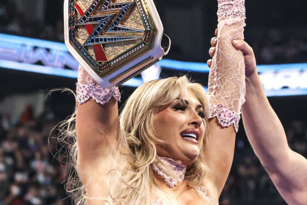 WWE SmackDown Results: Tiffany Stratton Cashes In To Become New Women’s Champion