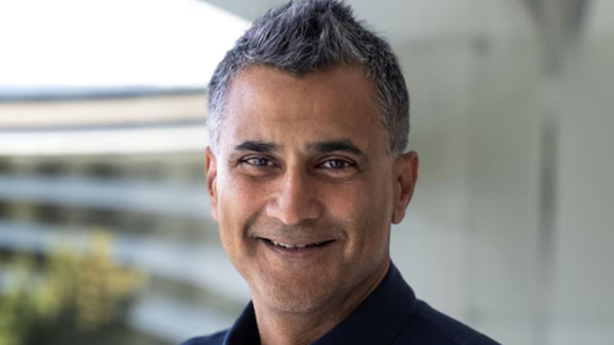 How Much Does Apple Pay Its Indian-Origin CFO Kevan Parekh?
