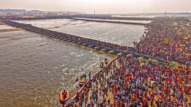 Devotees gather to take a holy dip at the Sangam during Maha Kumbh Mela 2025, in Prayagraj (PTI)