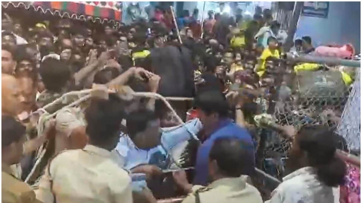 ‘5,000 Devotees Rushed In Together For Tokens’: Officials On What Caused Tirupati Stampede ‘5,000 Devotees Rushed In Together For Tokens’: Officials On What Caused Tirupati Stampede