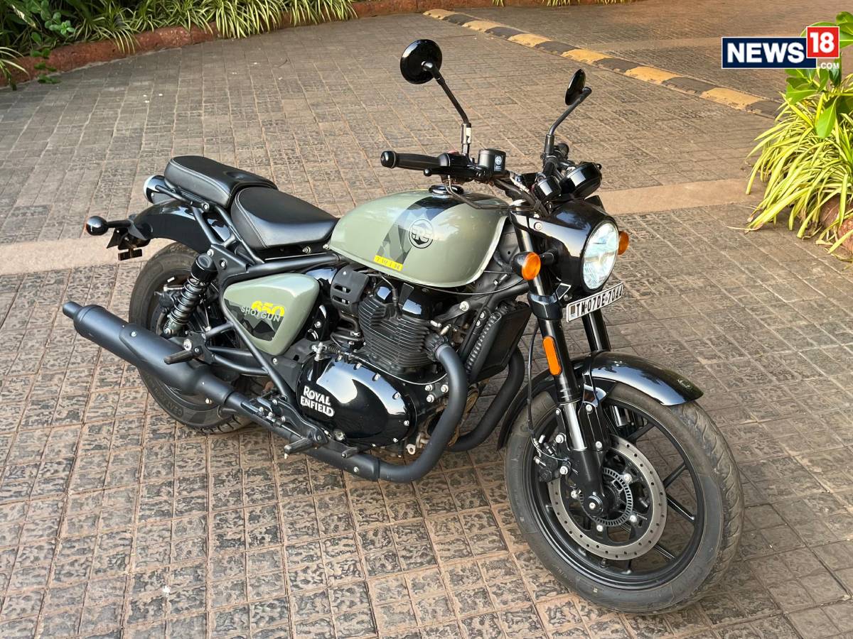 Royal Enfield Shotgun 650. (Shot on Infinix Zero 40/ Shahrukh Shah/ News18)
