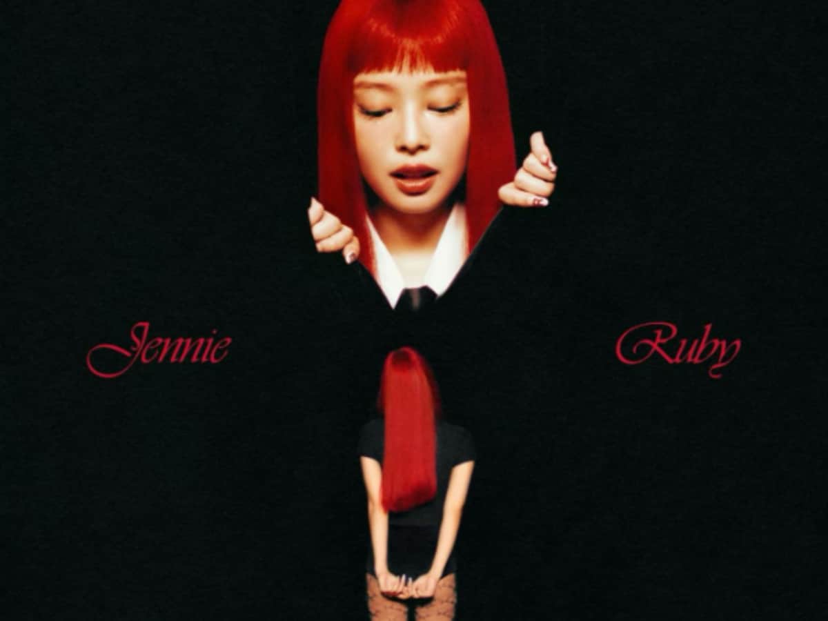 BLACKPINK Jennie Ruby Photo タンクトップ Jennie's 'Ruby' Is a Fast-Moving Good Time