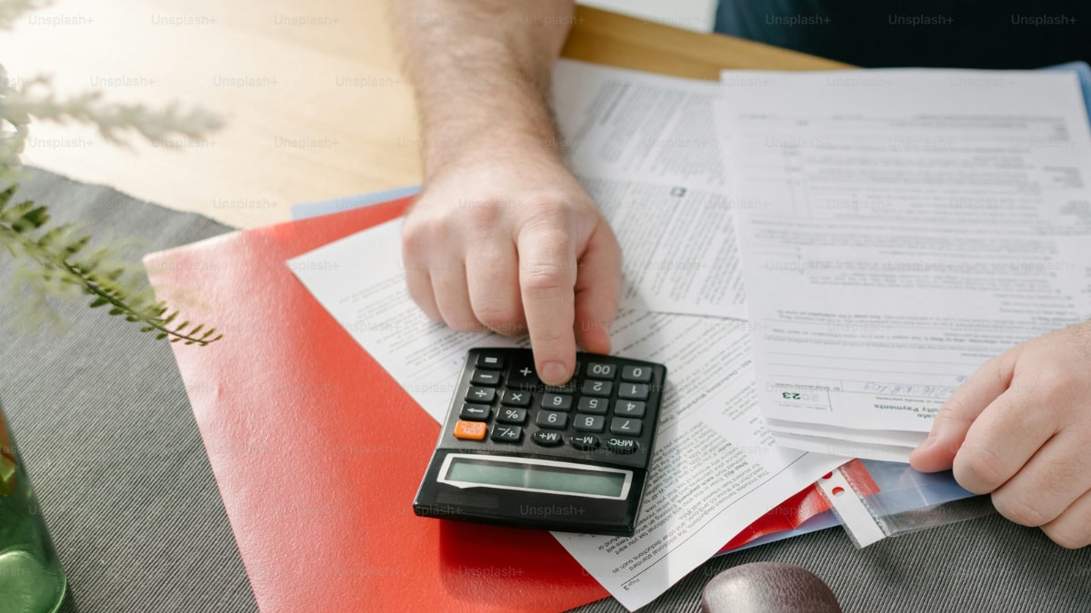 India's Top 2000 Families: 18% Wealth, 1.8% Taxes
