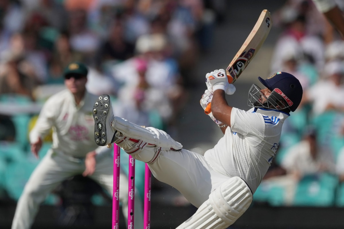 'A True Champion': Internet Hails Rishabh Pant After His Quickfire Fifty On Difficult Sydney Track