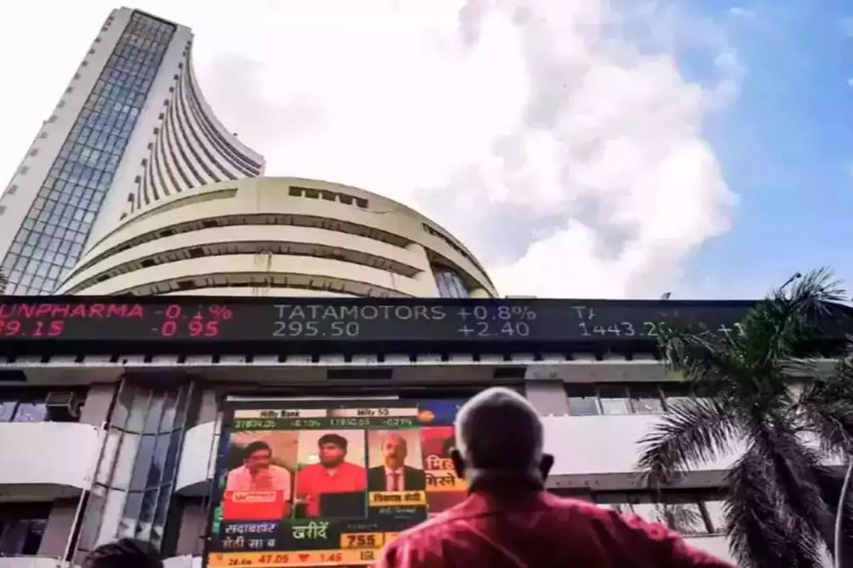 Stock Market Updates: Sensex Tanks Over 750 Points, Nifty Below 23,000; Zomato Down 2%