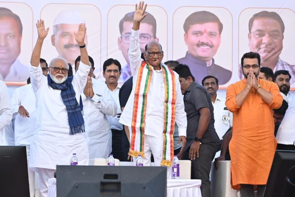 Chhagan Bhujbal, Sharad Pawar Share Stage At Phule Event In Pune