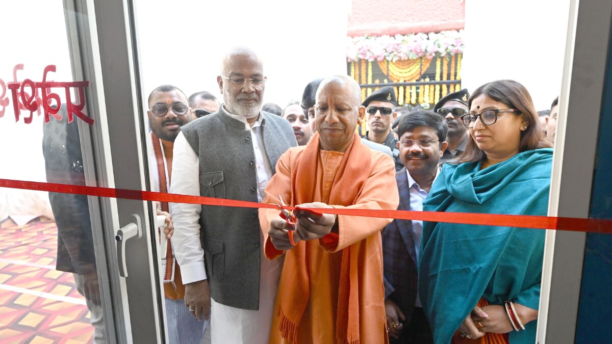 Maha Kumbh 2025: Yogi Adityanath Inaugurates ‘Maa Ki Rasoi’ In Prayagraj, To Offer Full Meal For Rs 9 Maha Kumbh 2025: Yogi Adityanath Inaugurates ‘Maa Ki Rasoi’ In Prayagraj, To Offer Full Meal For Rs 9