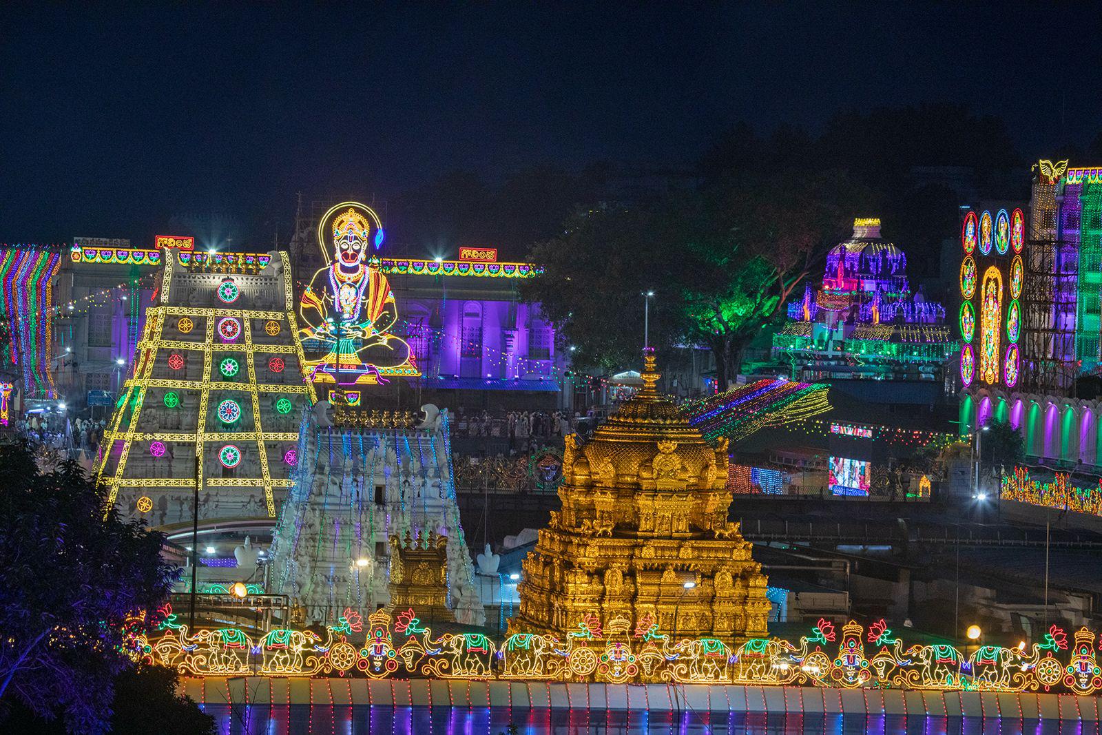 TTD receives between 800 and 1,000 kg of gold every year through Hundi offerings. Image/News18 TTD receives between 800 and 1,000 kg of gold every year through Hundi offerings. Image/News18
