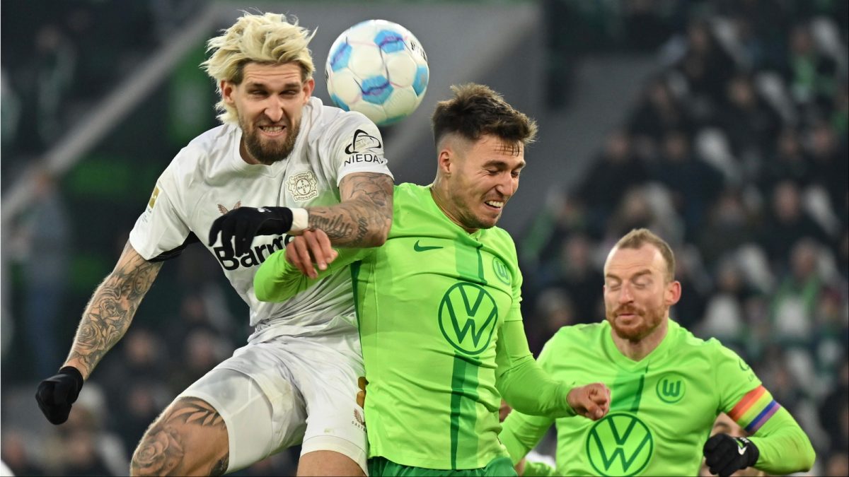 Bayer Leverkusen Play Goalless Draw With Wolfsburg In Bundesliga To Drop 8 Points Behind Bayern Munich