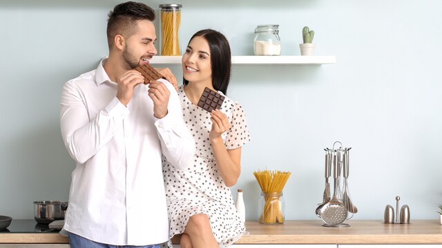 Date nights don't have to be all indulgence or all discipline - there's a perfect balance where health and romance come together.