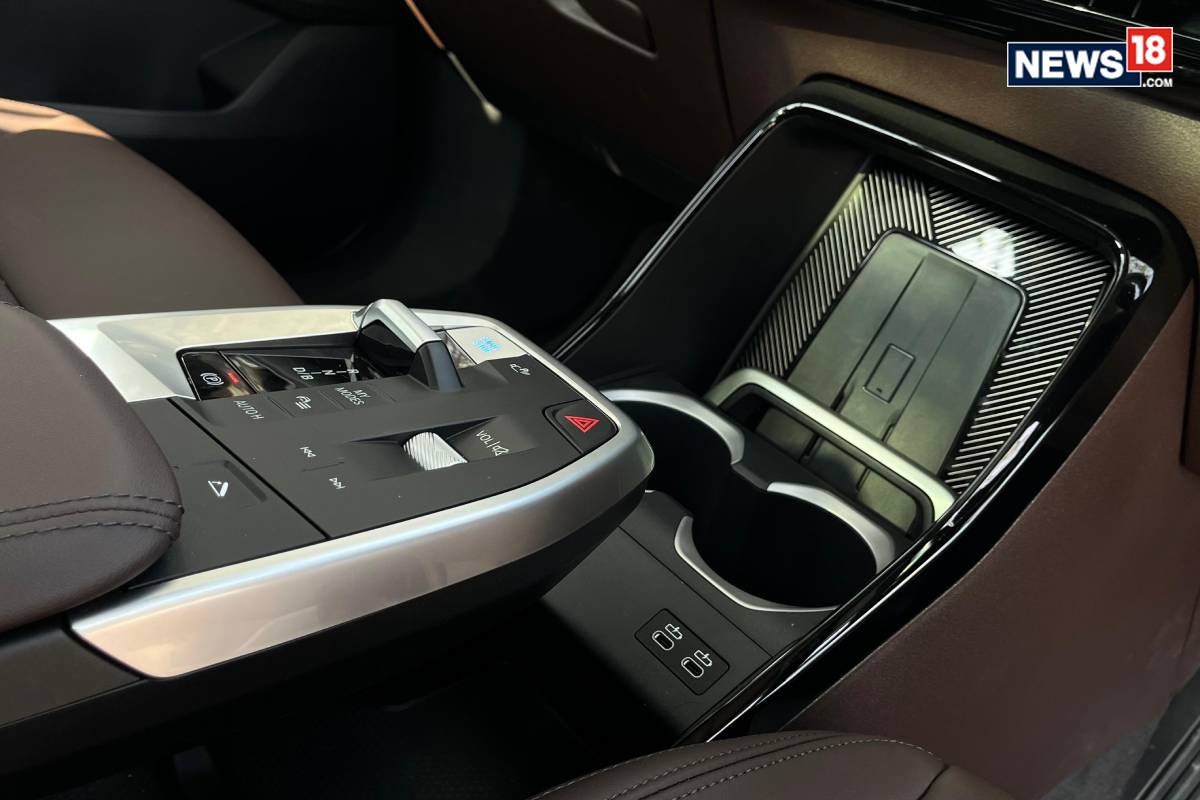 BMW iX LWB. (Shot by Infinix Zero 40/ Shahrukh Shah/ News18)