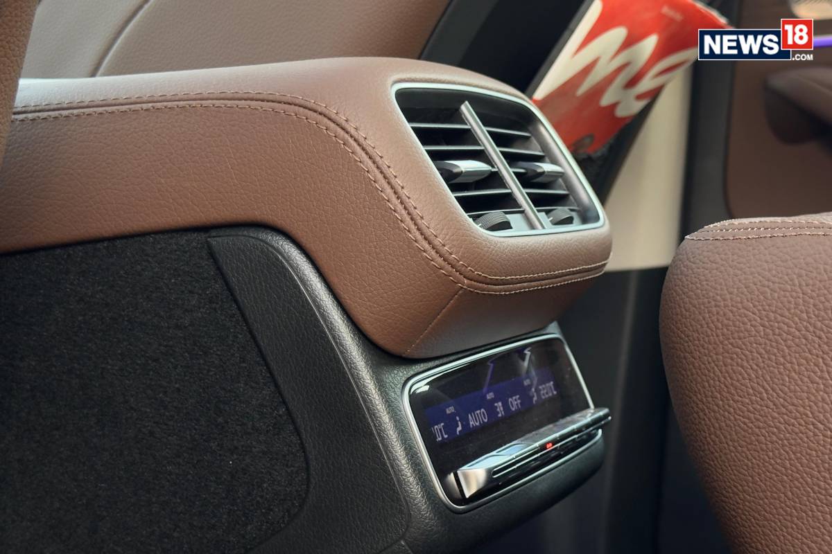 Mercedes-Benz GLE 450 4Matic. (Photo: Shahrukh Shah/ News18) Mercedes-Benz GLE 450 4Matic. (Photo: Shahrukh Shah/ News18)