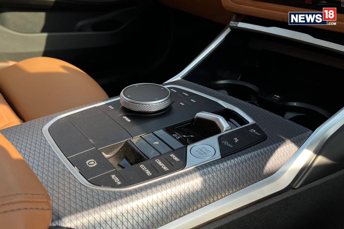 BMW 320Ld M Sport. (Photo: Shahrukh Shah/ News18) BMW 320Ld M Sport. (Photo: Shahrukh Shah/ News18)