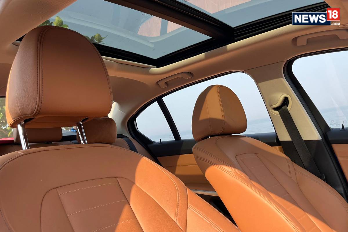 BMW 320Ld M Sport. (Photo: Shahrukh Shah/ News18) BMW 320Ld M Sport. (Photo: Shahrukh Shah/ News18)