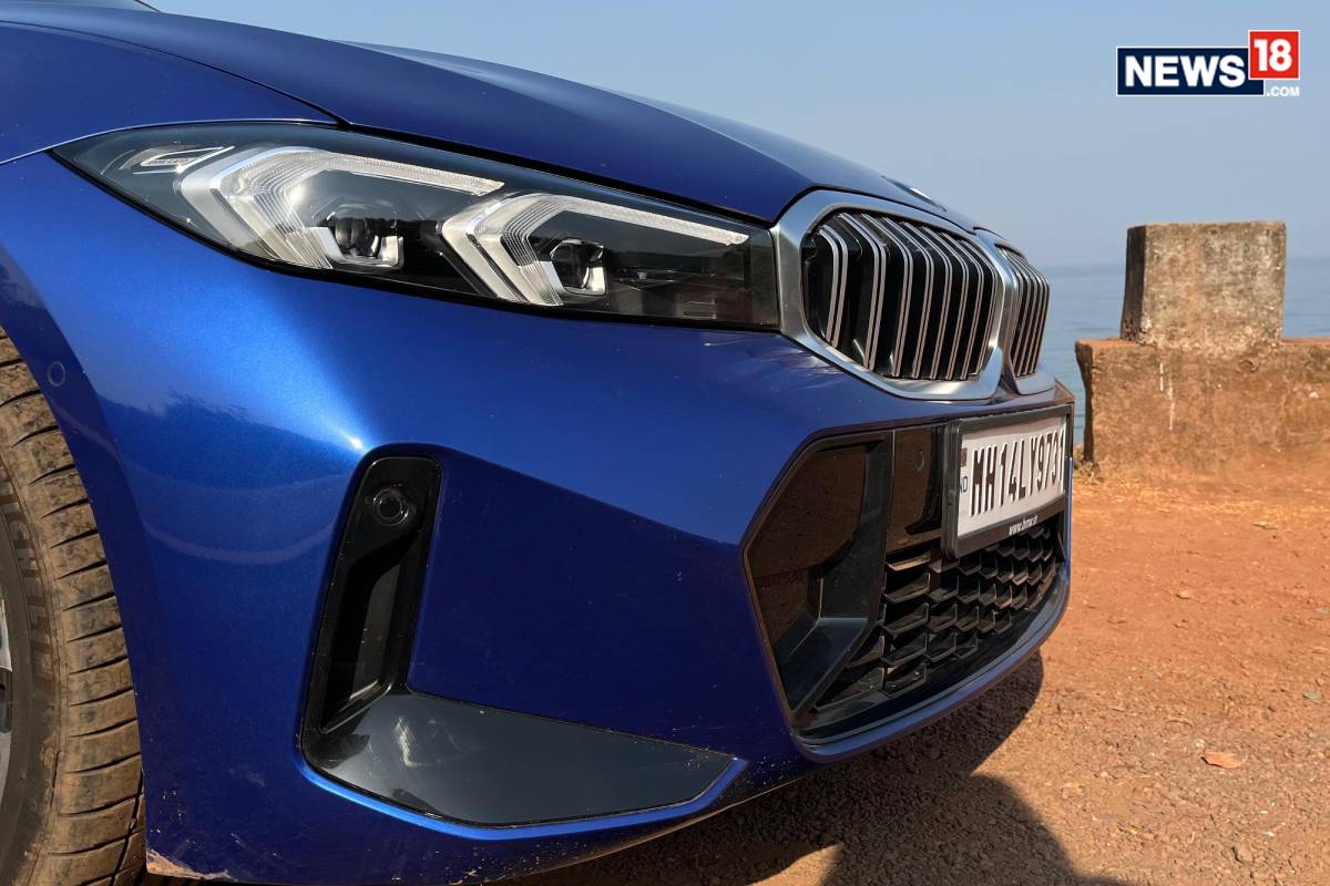 BMW 320Ld M Sport. (Photo: Shahrukh Shah/ News18) BMW 320Ld M Sport. (Photo: Shahrukh Shah/ News18)