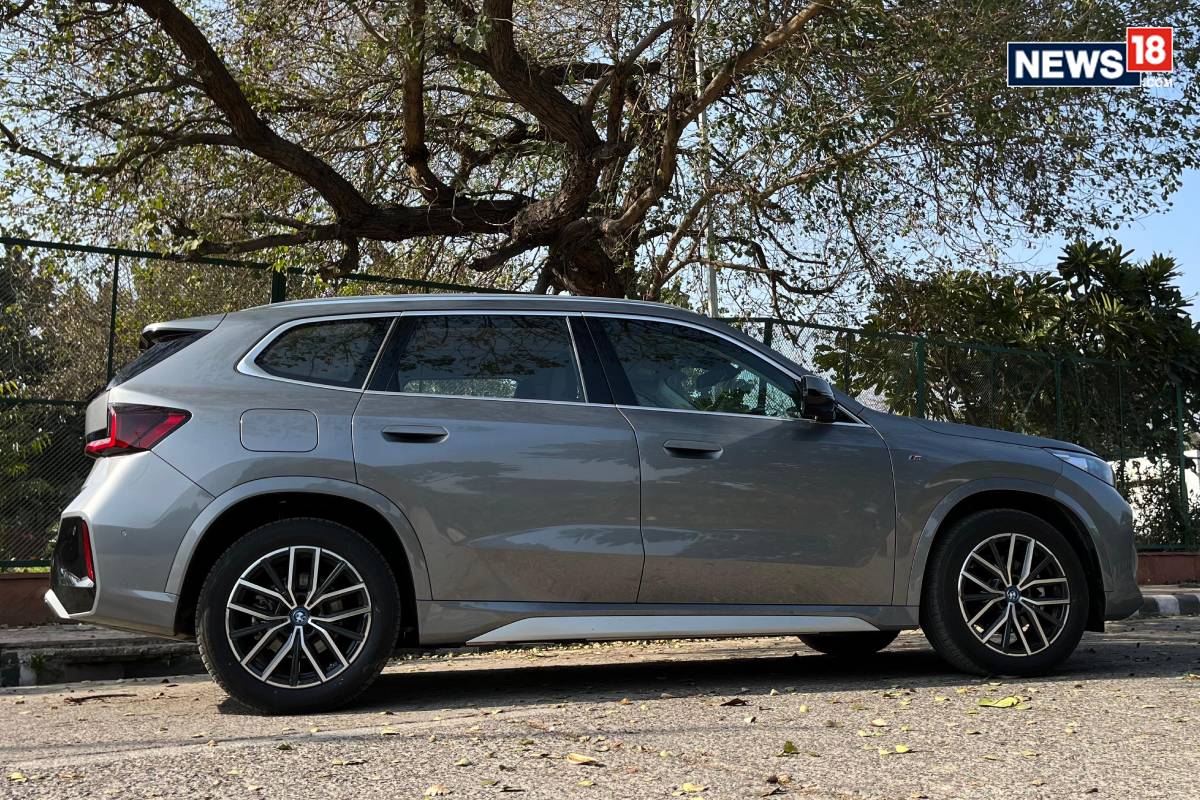 BMW iX LWB. (Shot by Infinix Zero 40/ Shahrukh Shah/ News18)