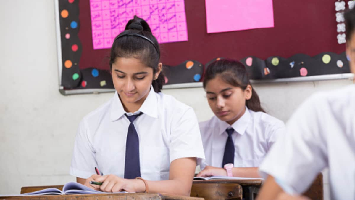 CBSE Board Exams 2025 To Begin Tomorrow, Check Dress Code & Permitted Items