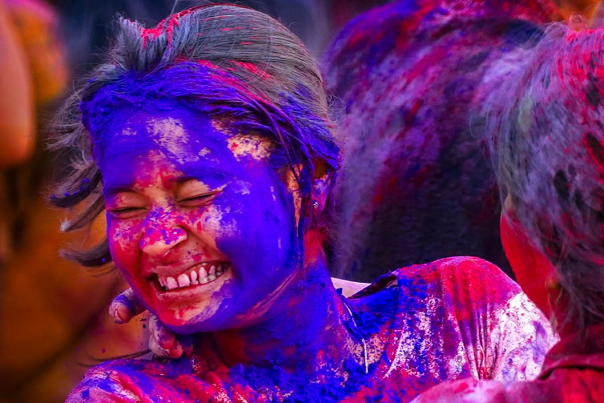 Holi 2025 Skincare Tips: How To Protect Your Skin And Hair From Chemicals?