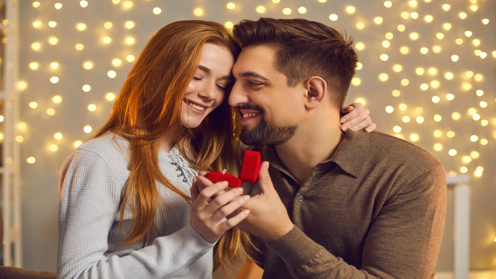 Happy Propose Day 2025: Wishes, Images, Quotes, SMS, Greetings, WhatsApp And Facebook Status To Share With Your Partner - News18