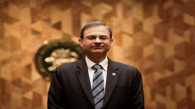 RBI MPC Meeting 2025 LIVE Updates Will RBI Governor Sanjay Malhotra