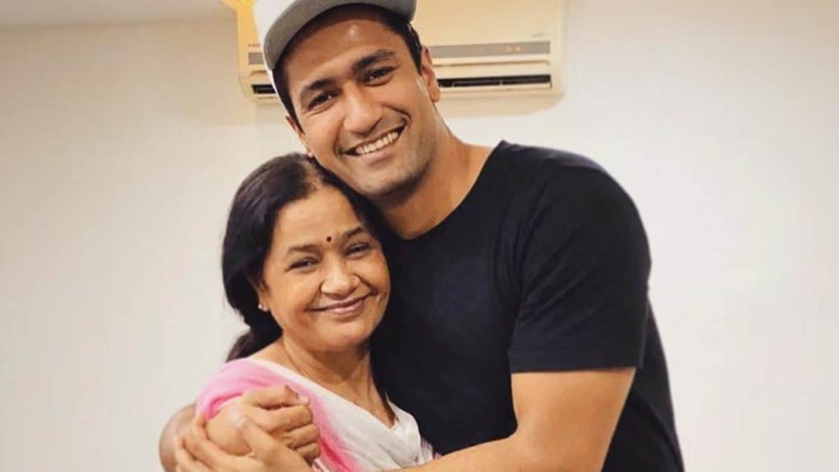 Vicky Kaushal Still Gets ‘Maar’ From His Mother, Chhaava Actor Calls It ‘One Thing That Hasn’t Changed’ Vicky Kaushal Still Gets ‘Maar’ From His Mother, Chhaava Actor Calls It ‘One Thing That Hasn’t Changed’