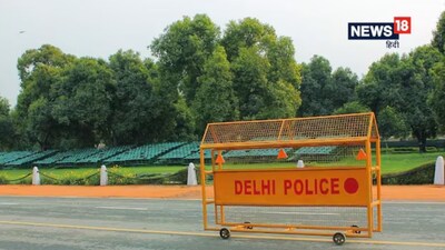Senior officers and forensic teams visited both crime scenes to gather evidence. (File photo)

