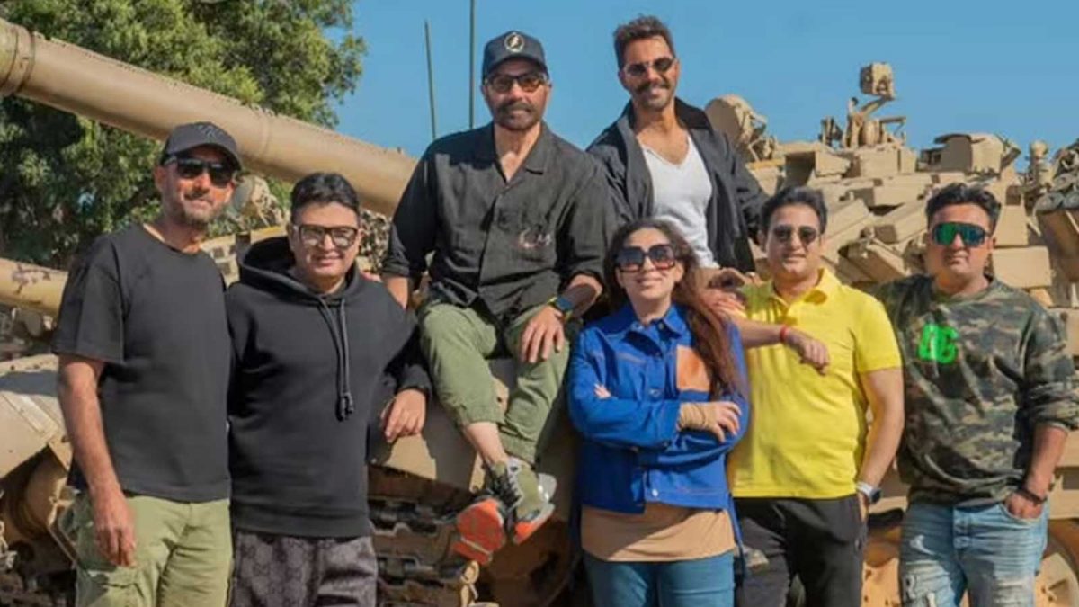 Sunny Deol Begins Border 2 Shoot With Varun Dhawan In Jhansi, Pictures Inside