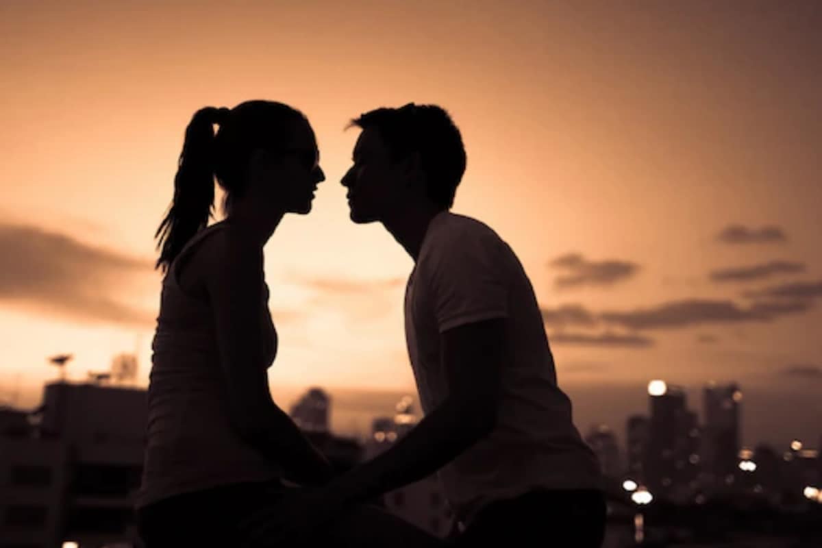 Valentine’s Day: Why Do We Fall In Love? The Science Explained