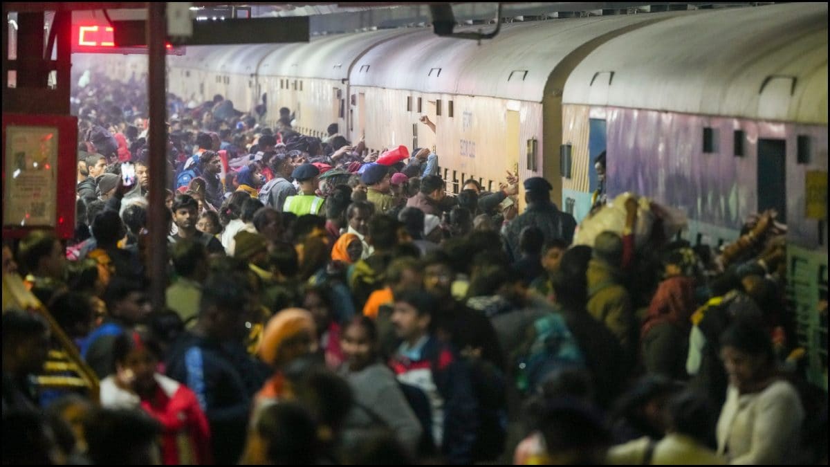 New Delhi Railway Station Stampede: Centre To Use AI, Permanent Holding Areas For Crowd Control
