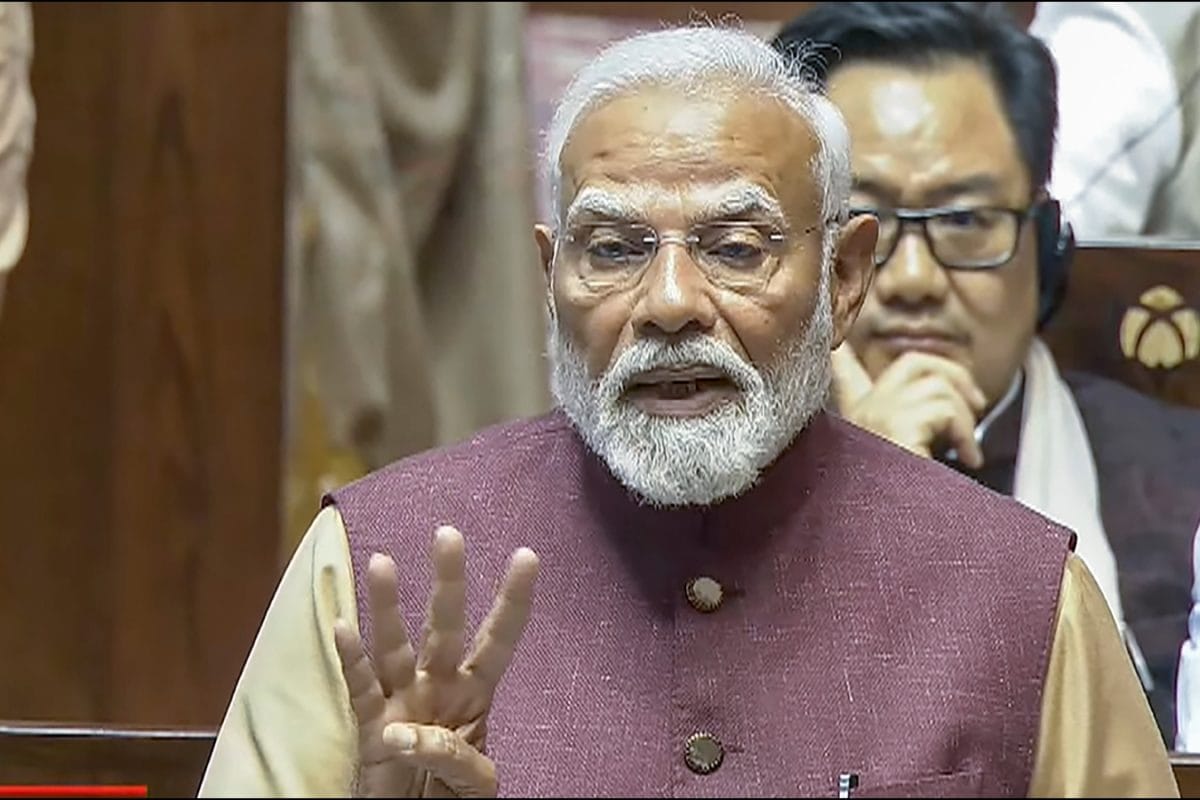 'Tamanna Karne Walo Ko...': PM Modi Turns To Shayari, Launches All-Out Attack On Congress | Watch