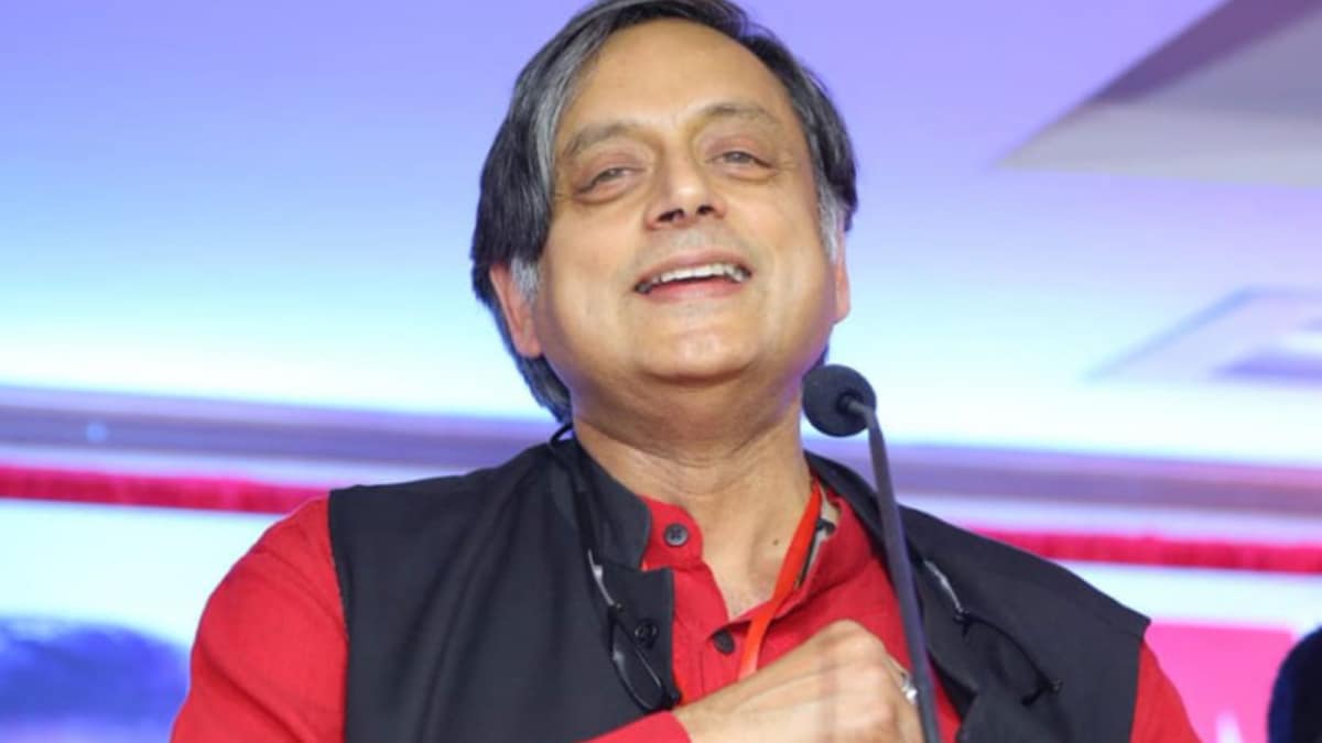 Shashi Tharoor’s Critique of India’s Russia-Ukraine War Stance: A Defining Moment