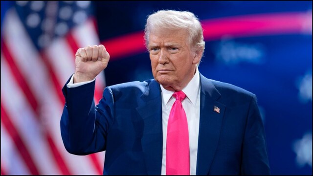 US President Donald Trump gestures to the crowd at the Conservative Political Action Conference. (AP)