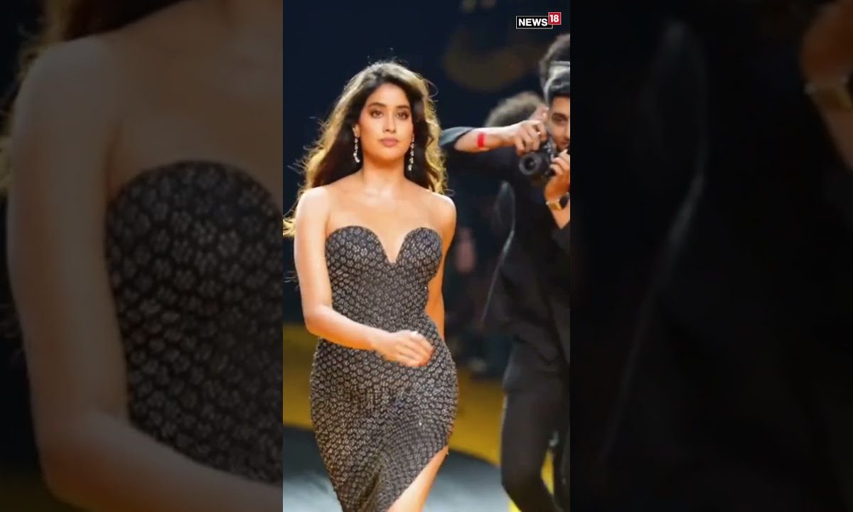 Slaying The Runway! Janhvi Kapoor’s Fierce Walk Is A Total Showstopper! | Fashion Week | N18S