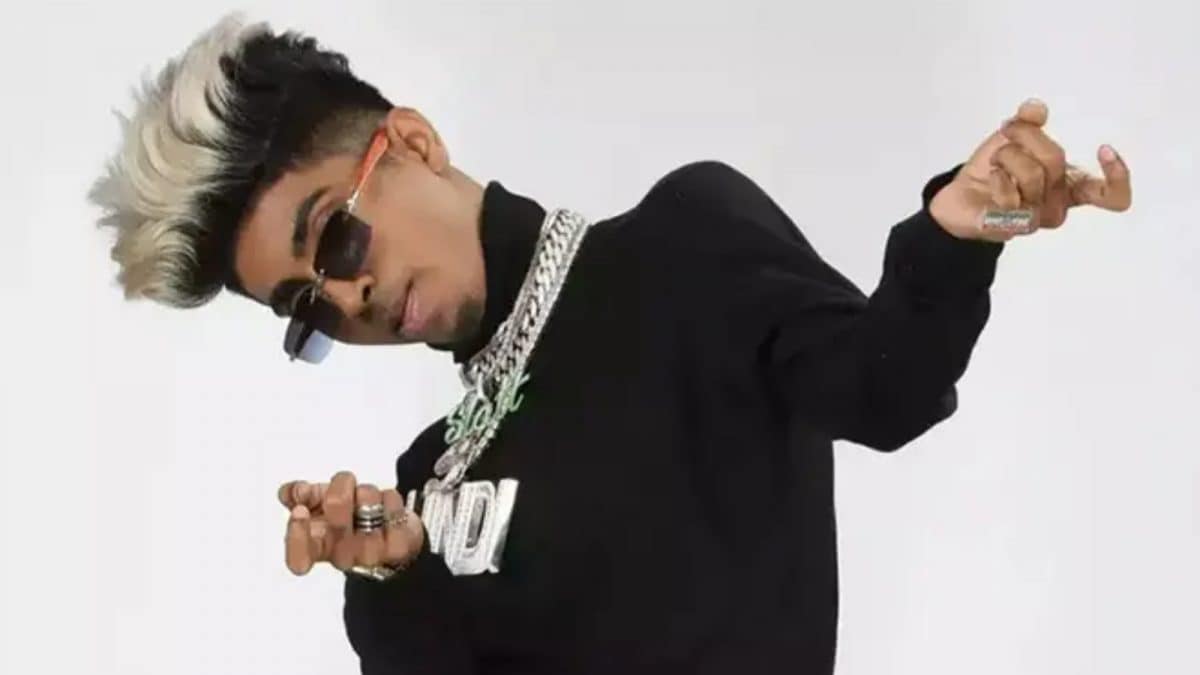 MC Stan Accused Of Sliding Into Influencers’ DMs With Flirty Texts | Viral Screenshots Inside