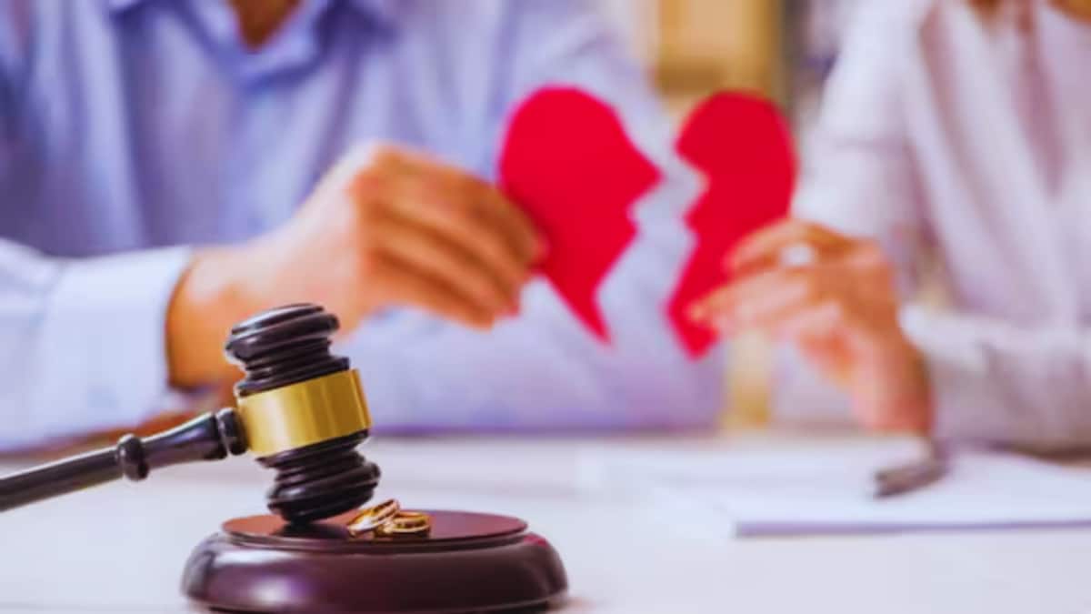 Telangana HC Rejects Woman’s Divorce, Rs 90 Lakh Alimony Plea; Says No Proof Of Husband’s Impotency