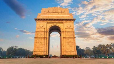 Delhi Braces For Warmer Days Ahead As Mercury Likely To Rise To 34 ...