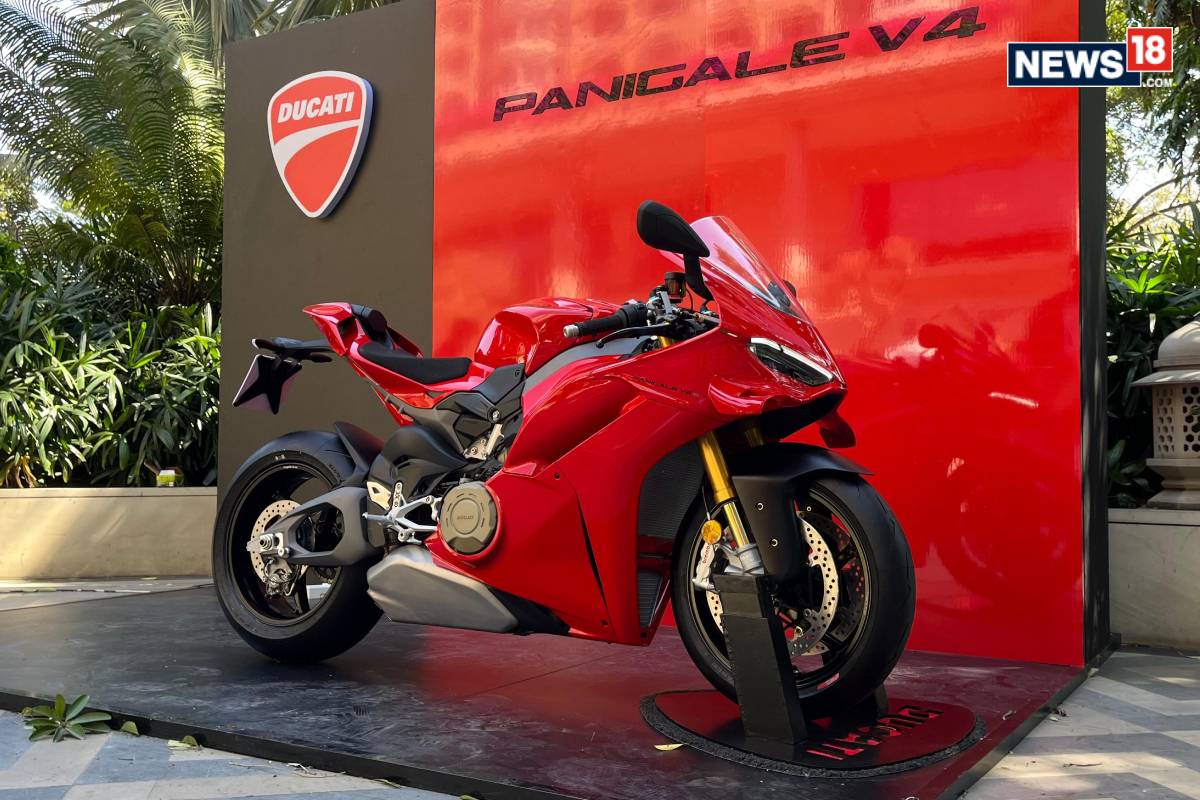2025 Ducati Panigale V4. (Photo: Shahrukh Shah/ News18) 2025 Ducati Panigale V4. (Photo: Shahrukh Shah/ News18)