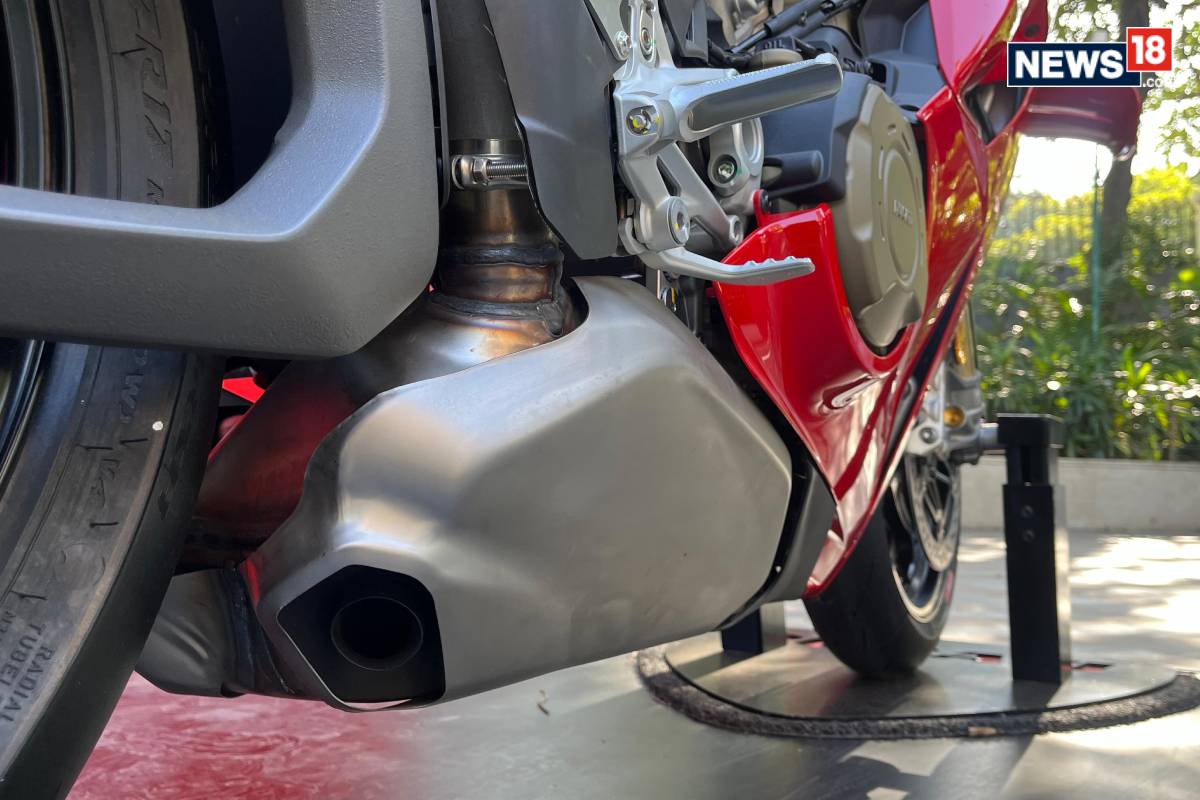 2025 Ducati Panigale V4. (Photo: Shahrukh Shah/ News18) 2025 Ducati Panigale V4. (Photo: Shahrukh Shah/ News18)