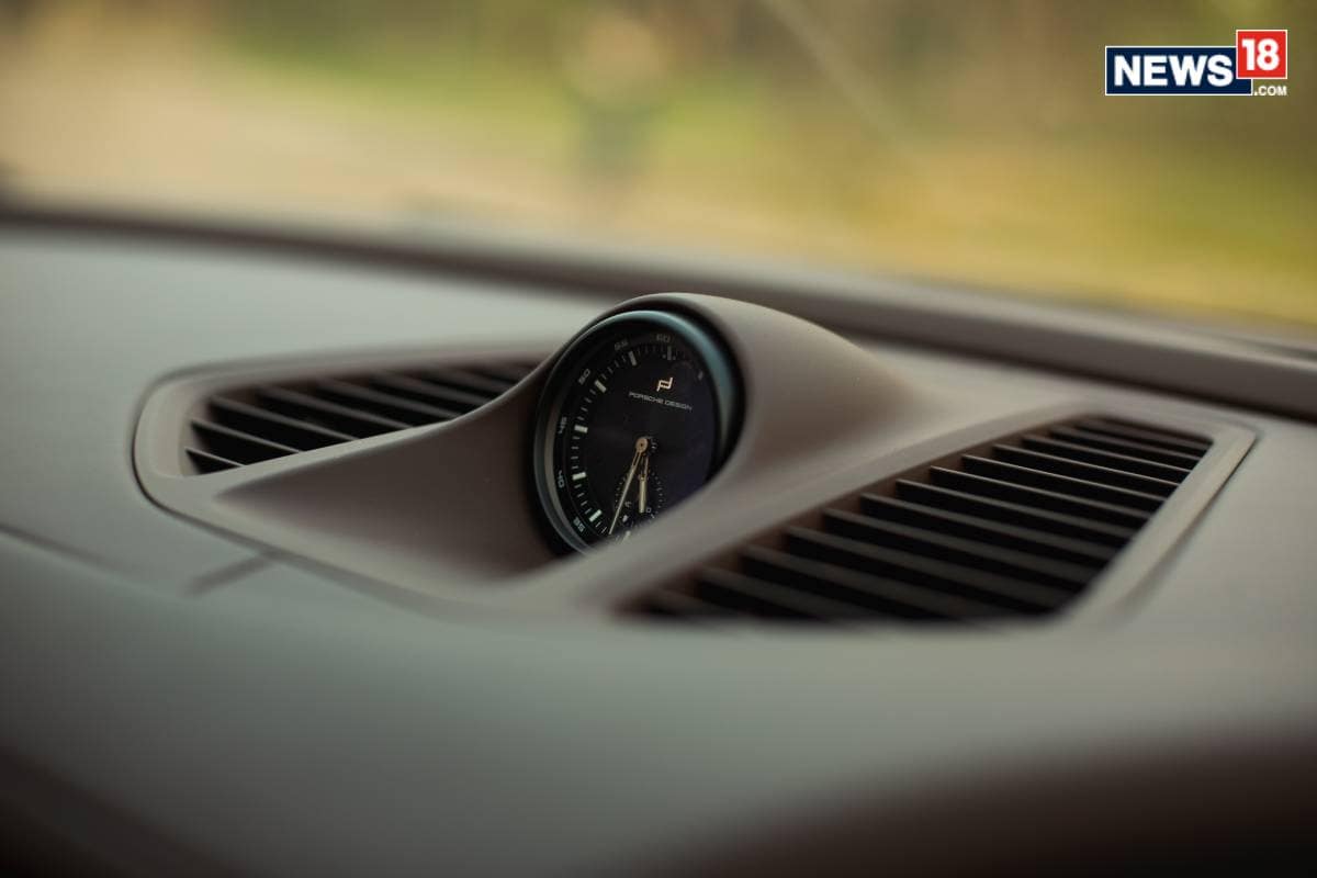 Porsche Macan Turbo EV: (Photo: Shahrukh Shah/ News18) Porsche Macan Turbo EV: (Photo: Shahrukh Shah/ News18)