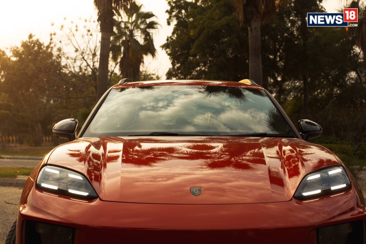 Porsche Macan Turbo EV: (Photo: Shahrukh Shah/ News18) Porsche Macan Turbo EV: (Photo: Shahrukh Shah/ News18)