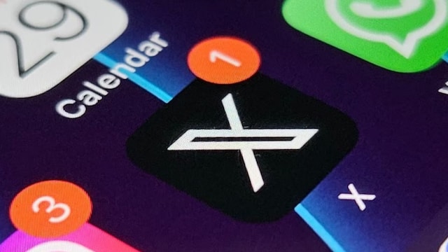 X Down For Users As App Suffers Massive Outage  (Representative image)